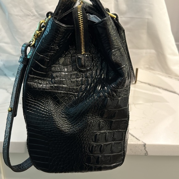 Gorgeous Brahmin Weekend Bag - Picture 3 of 11